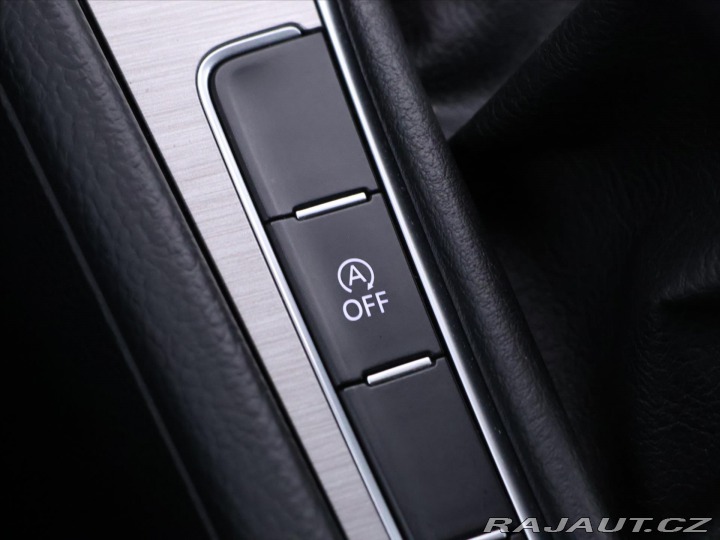 Volkswagen Golf 1,4 TSI 90kW Comfotline D 2014