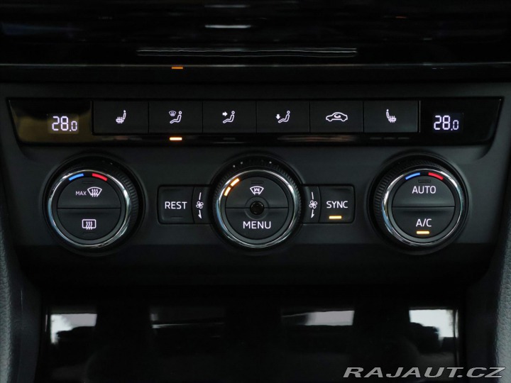 Škoda Superb 2,0 TDI 140kW DSG 4x4 CZ 2016