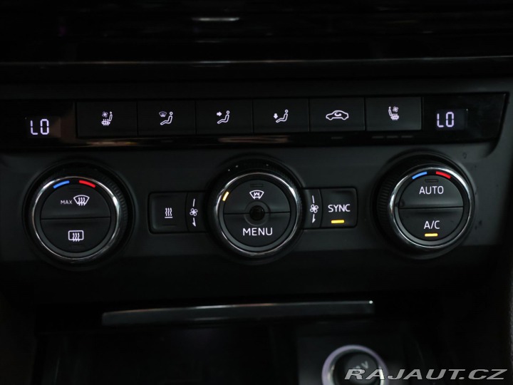 Škoda Superb 2,0 TSI 206kW DSG 4x4 L&a 2015