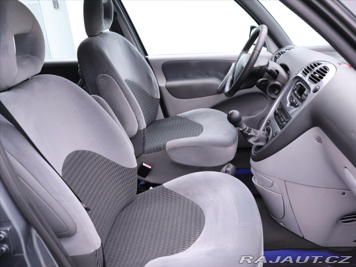 Citroën Xsara Picasso 2,0 HDI Klima Tažné STK 2 2004