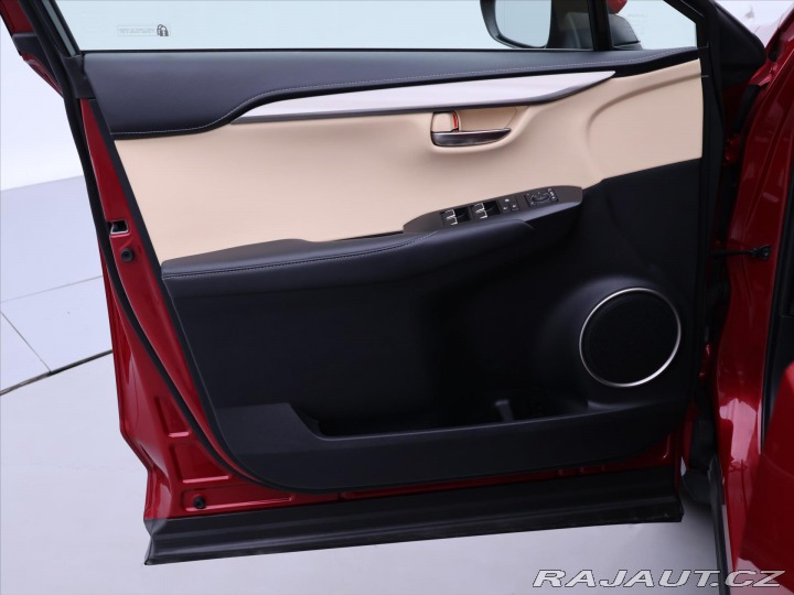 Lexus Ostatní modely NX 300h 2,5 145kW 4WD Limited Ed. 2018