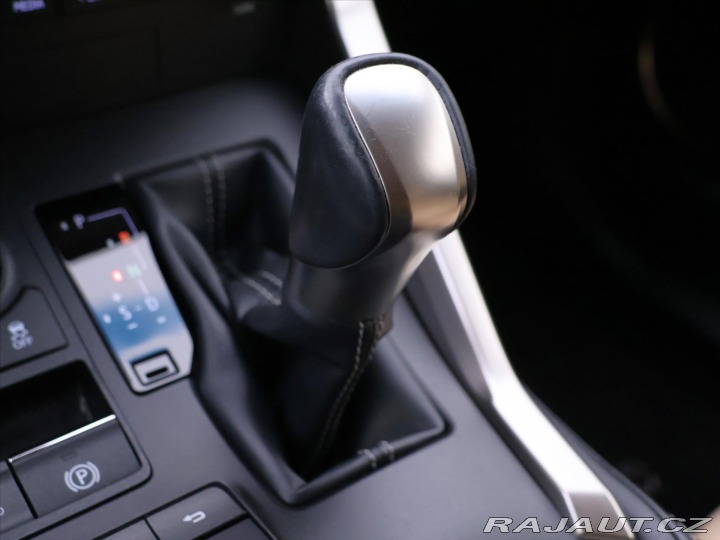 Lexus Ostatní modely NX 300h 2,5 145kW 4WD Limited Ed. 2018