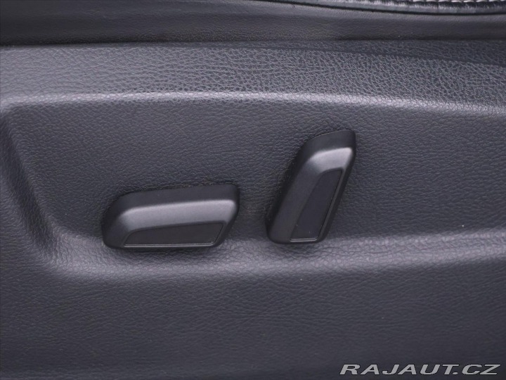Škoda Superb 2,0 TDI 125kW DSG Eleganc 2011