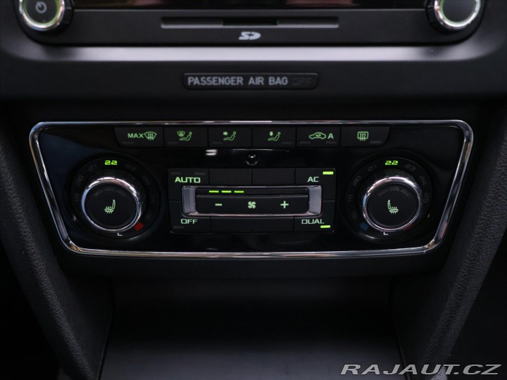 Škoda Superb 2,0 TDI 125kW DSG Eleganc 2011