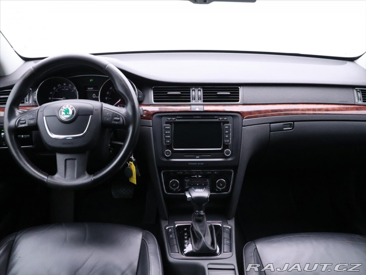 Škoda Superb 2,0 TDI 125kW DSG Eleganc 2011