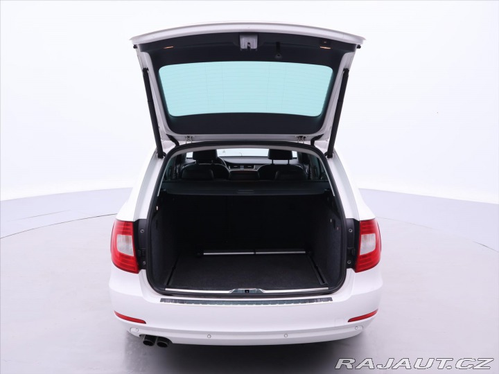 Škoda Superb 2,0 TDI 125kW DSG Eleganc 2011