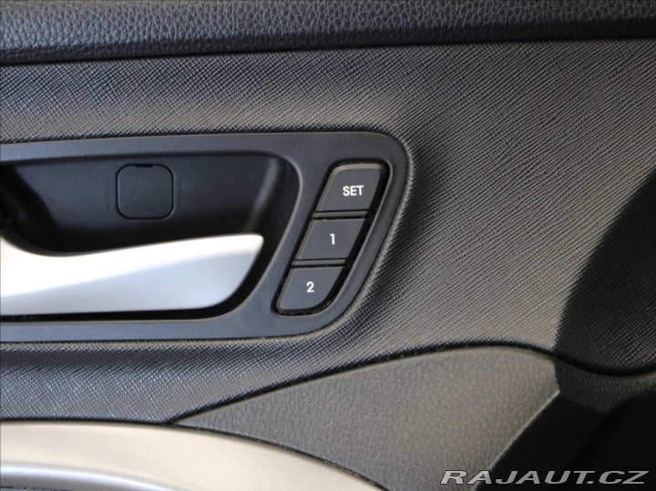 Hyundai Santa Fe 2,2 CRDi 4x4 AT Premium P 2015