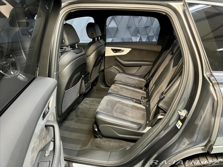 Audi Q7 60 TFSI V6 PLUG-IN HYBRID 2021