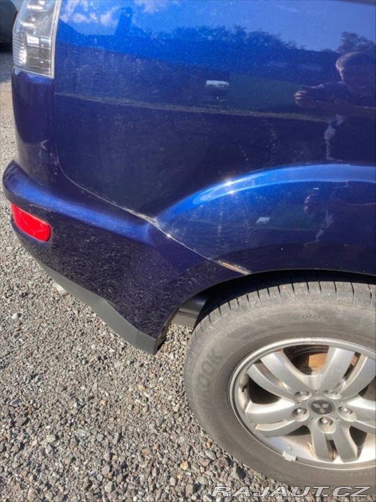 Mitsubishi Outlander 2,2 Di-D 4x4 2010