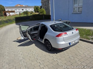 Renault Laguna 2,0   III. generace 2.0 d 2007
