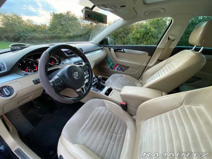 Volkswagen Passat Variant B7 2013 4 MOTION 2013