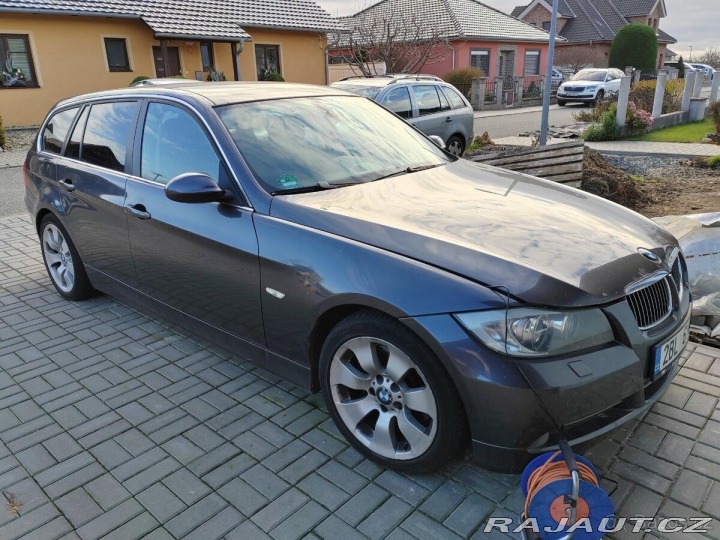 BMW 3 3,0   330D 2006