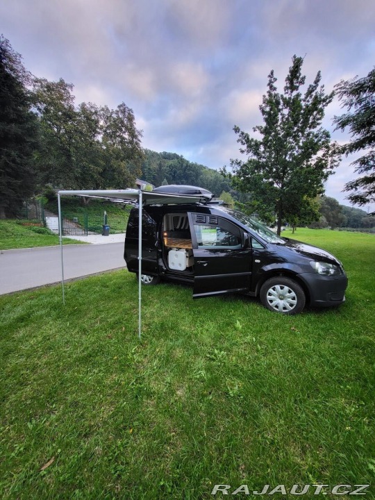 Volkswagen Caddy 1,6 2012