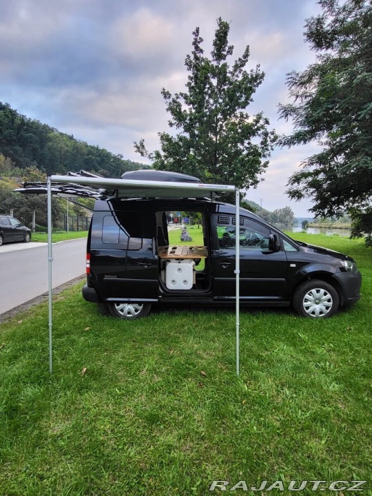 Volkswagen Caddy 1,6 2012