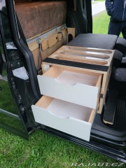 Volkswagen Caddy 1,6 2012