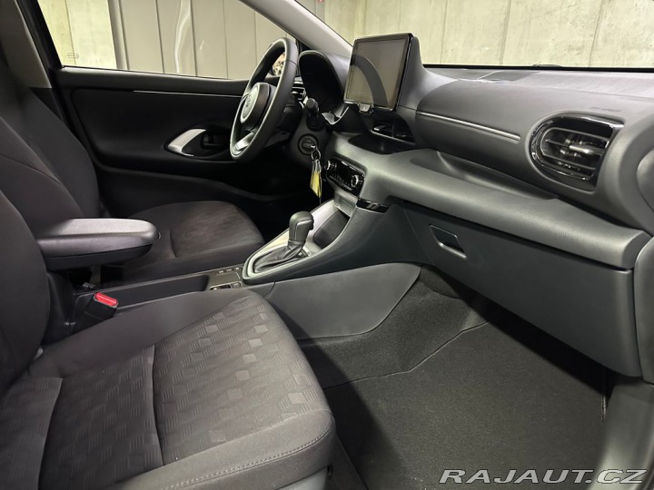 Toyota Yaris 1.5,Hybrid,Comfort 1800
