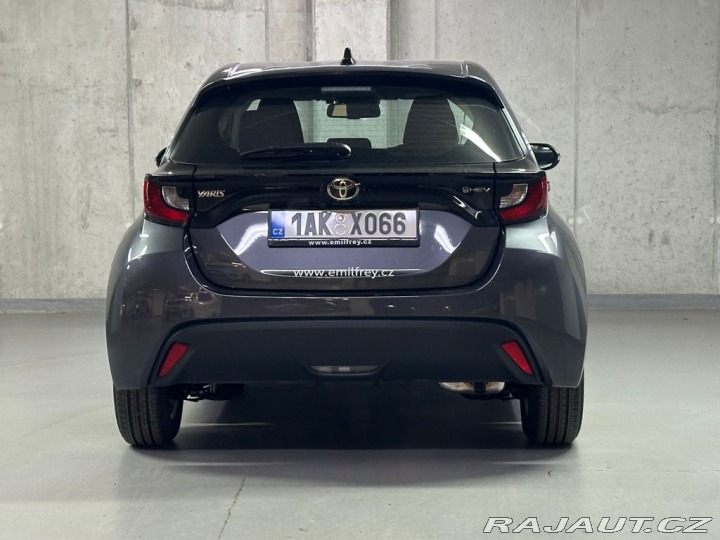 Toyota Yaris Comfort 1.5 Hybrid e-CVT 1800