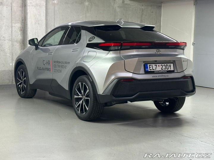 Toyota C-HR Style 2.0 Hybrid 135kW E- 2024