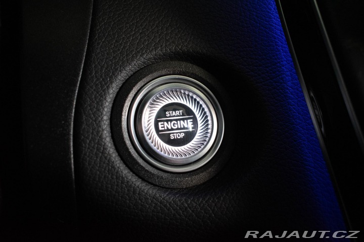 Mercedes-Benz C C 43 AMG REZERVACE 2020