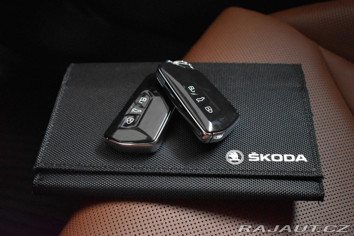 Škoda Enyaq iV 82kWh 4x4 LOFT*TAŽNÉ*DPH* 2022