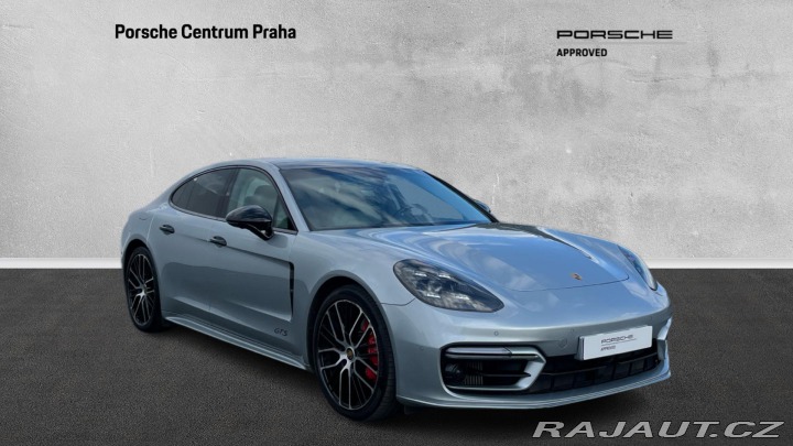 Porsche Panamera GTS 2021