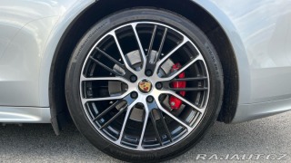 Porsche Panamera GTS 2021