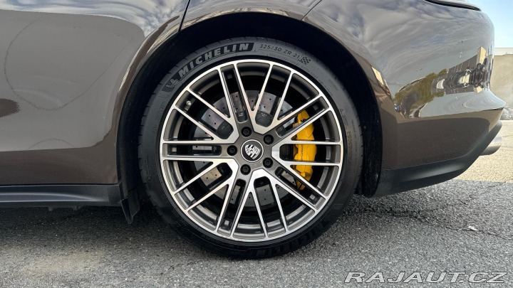 Porsche Panamera Turbo S 2022
