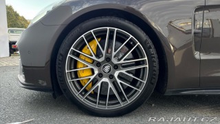Porsche Panamera Turbo S 2022