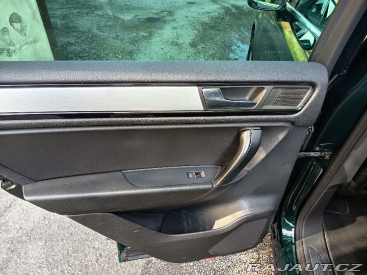 Volkswagen Touareg 3,0TDI 4Motion ČR DPH 2012