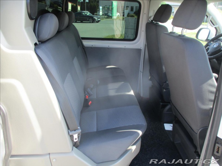 Volkswagen Transporter 2,0 TDi Bluemotion 5míst 2013