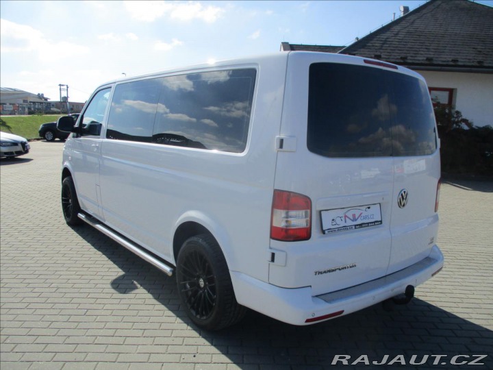 Volkswagen Transporter 2,0 TDi Bluemotion 5míst 2013