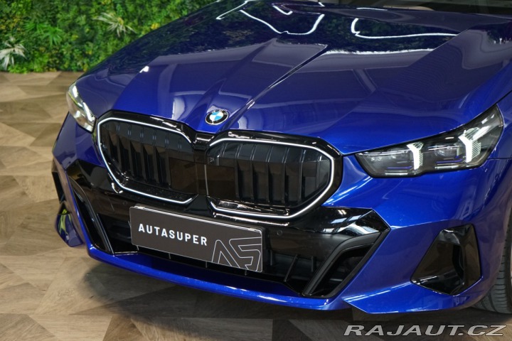 BMW 5 40d*xDRIVE*360*ZÁRUKA*NEZ 2025