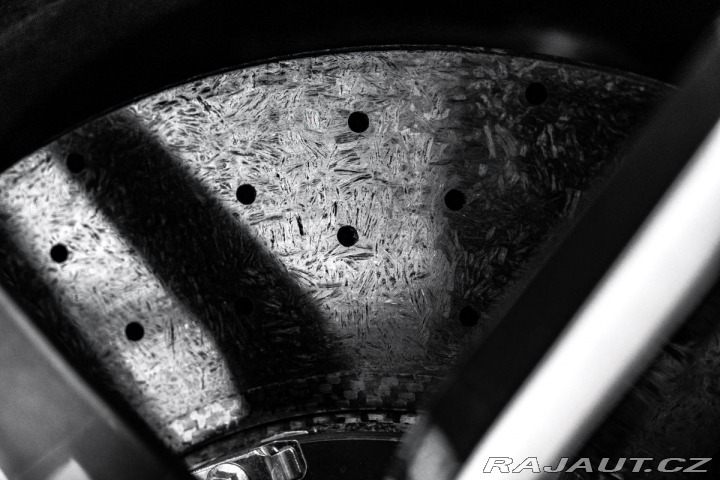 Ferrari FF New power garance 1800