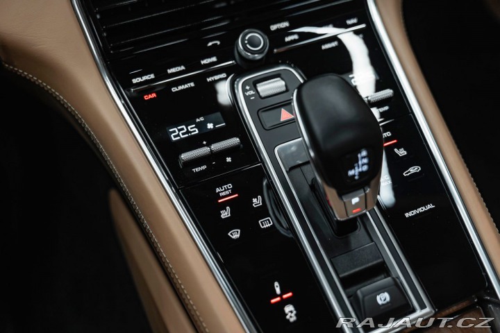 Porsche Panamera Turbo S E-hybrid, SportDe 2017