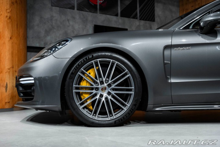 Porsche Panamera Turbo S E-hybrid, SportDe 1800