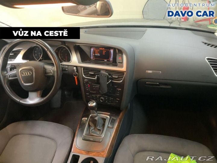 Audi A5 2,0 TFSI 132kW Xenon 1.Ma 2011