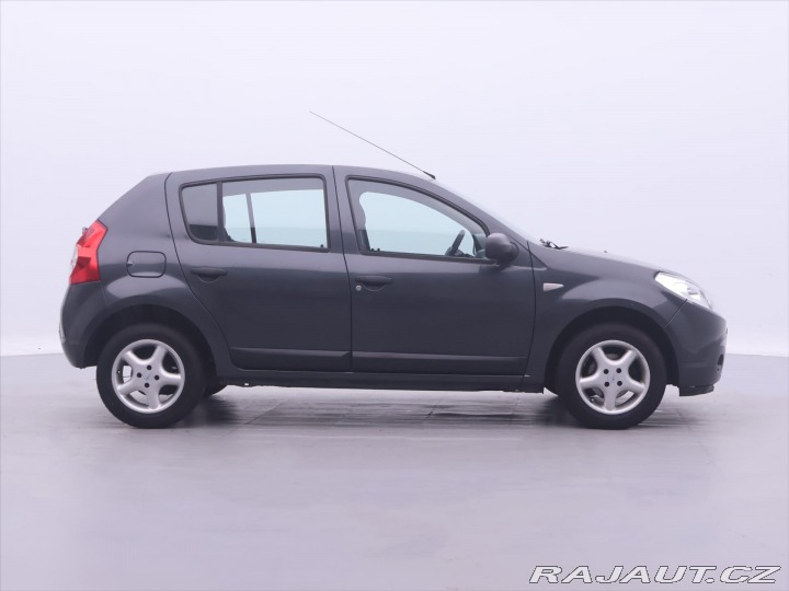 Dacia Sandero 1,6 MPi 64kW CZ 1.Majitel 2008