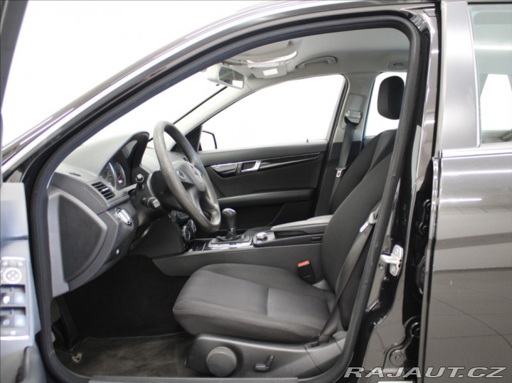 Mercedes-Benz C 2,2 200d AT 2.maj.ČR Nové 2008