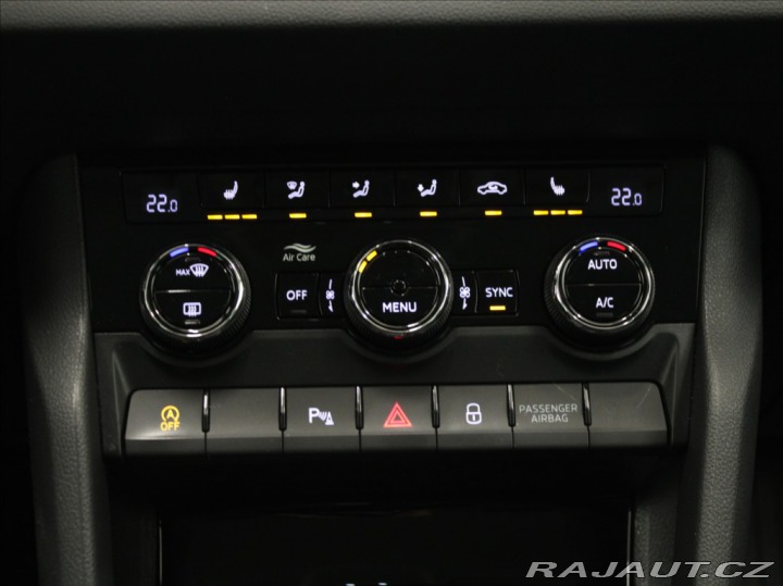 Škoda Karoq 2,0 TDi DSG Style 1.maj.Č 2023