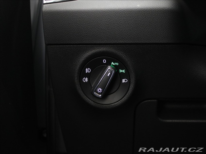 Škoda Karoq 2,0 TDi DSG Style 1.maj.Č 2023