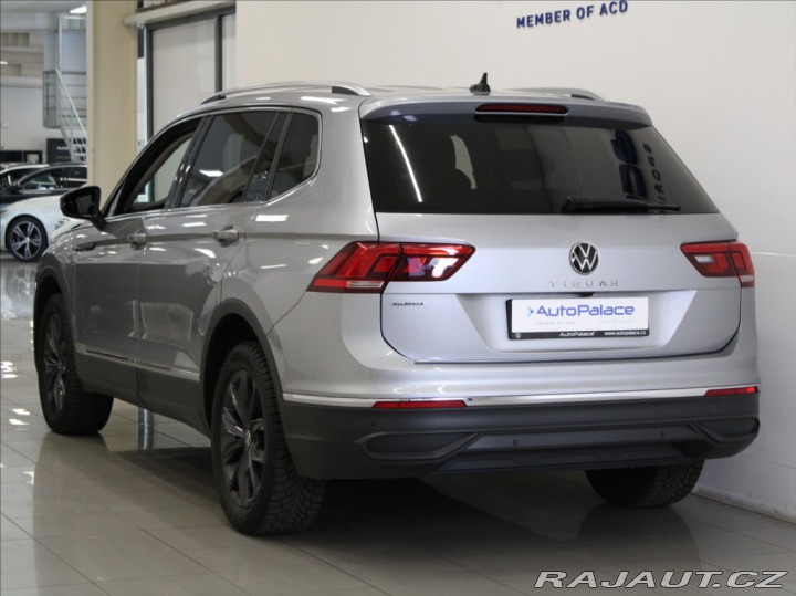 Volkswagen Tiguan Allspace 2,0 TDi DSG Life 7-míst Z 2022