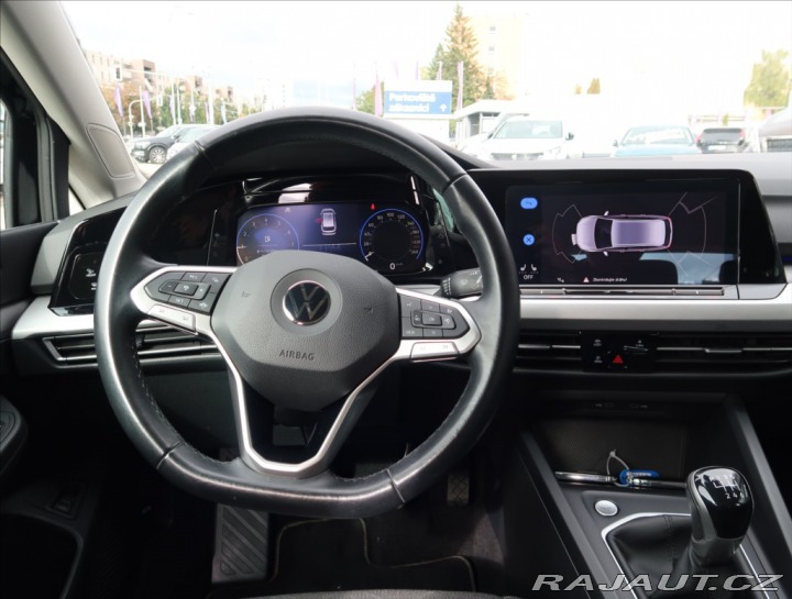 Volkswagen Golf 1,0 TSI ČR 1 MAJITEL 2021