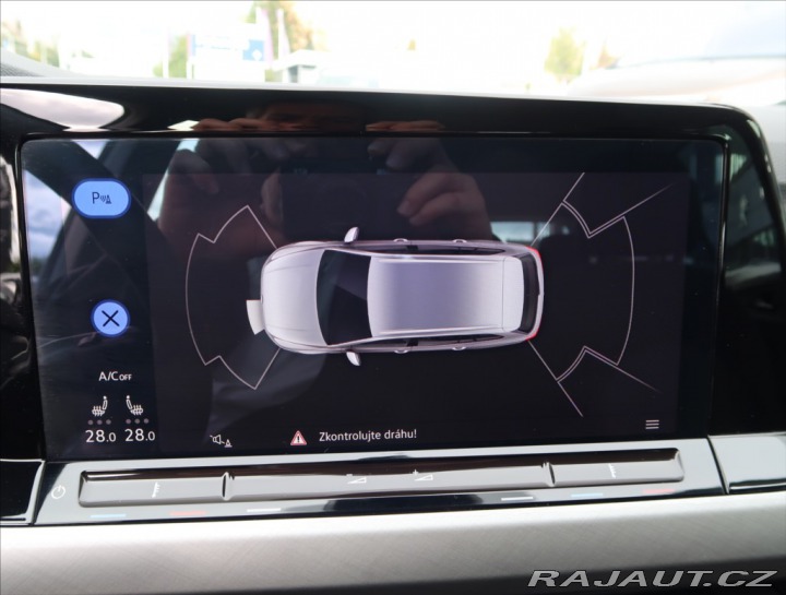 Volkswagen Golf 1,0 TSI ČR 1 MAJITEL 2021