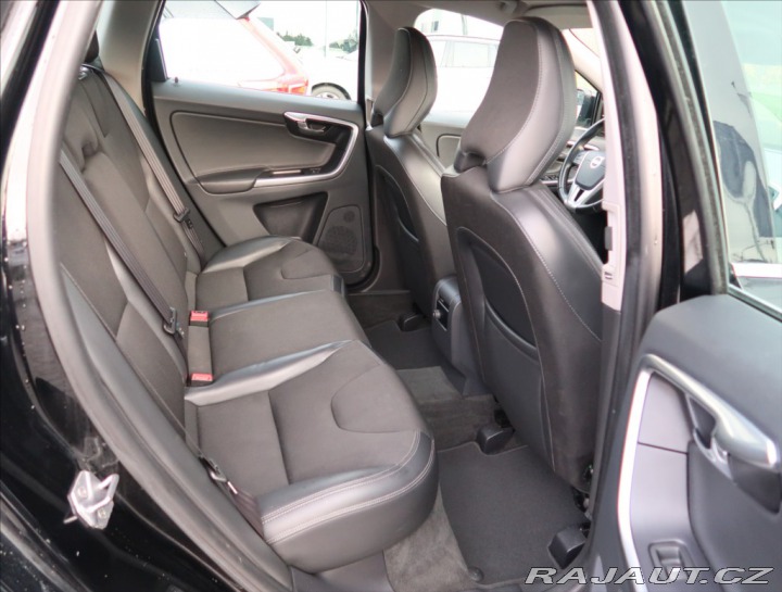 Volvo XC60 2,4 D4 AUT AWD MOMENTUM 2016