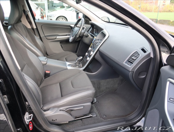 Volvo XC60 2,4 D4 AUT AWD MOMENTUM 2016