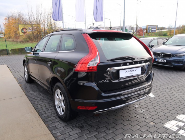 Volvo XC60 2,4 D4 AUT AWD MOMENTUM 2016