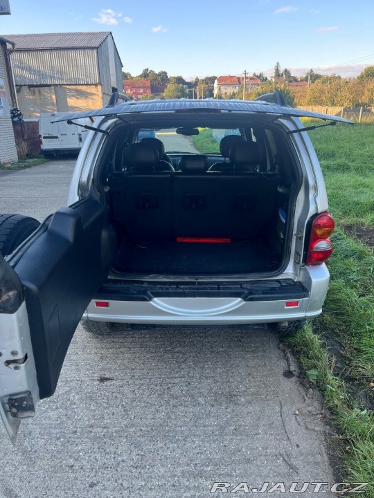 Jeep Cherokee 2,5 KJ 2003