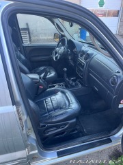 Jeep Cherokee 2,5   KJ 2003