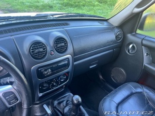 Jeep Cherokee 2,5   KJ 2003