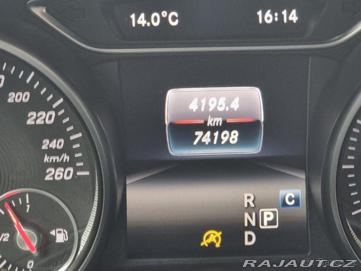 Mercedes-Benz GLA 200D - 74t.km orig. , 2.m 1800